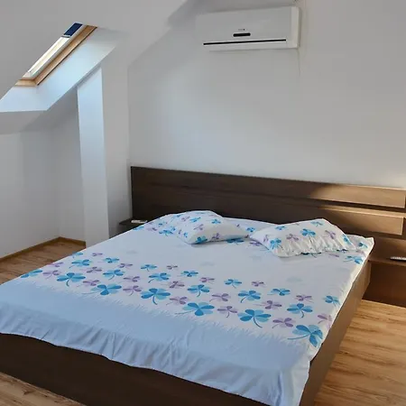 Casa De Vacanta La Pitic * Mamaia